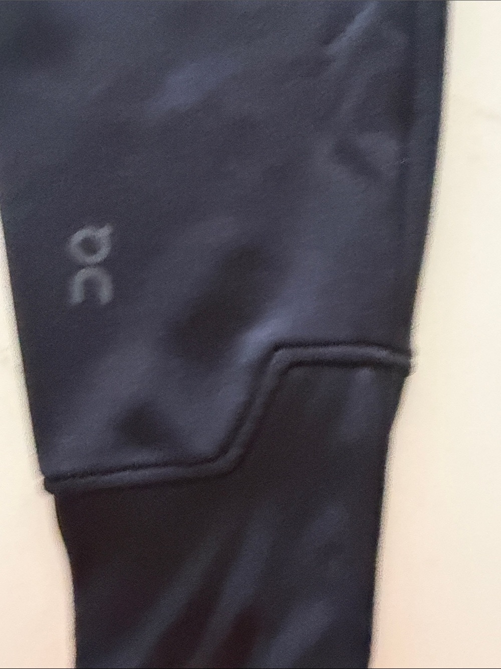 On Cloud Sweat Pants — Black - Picture 6 of 9